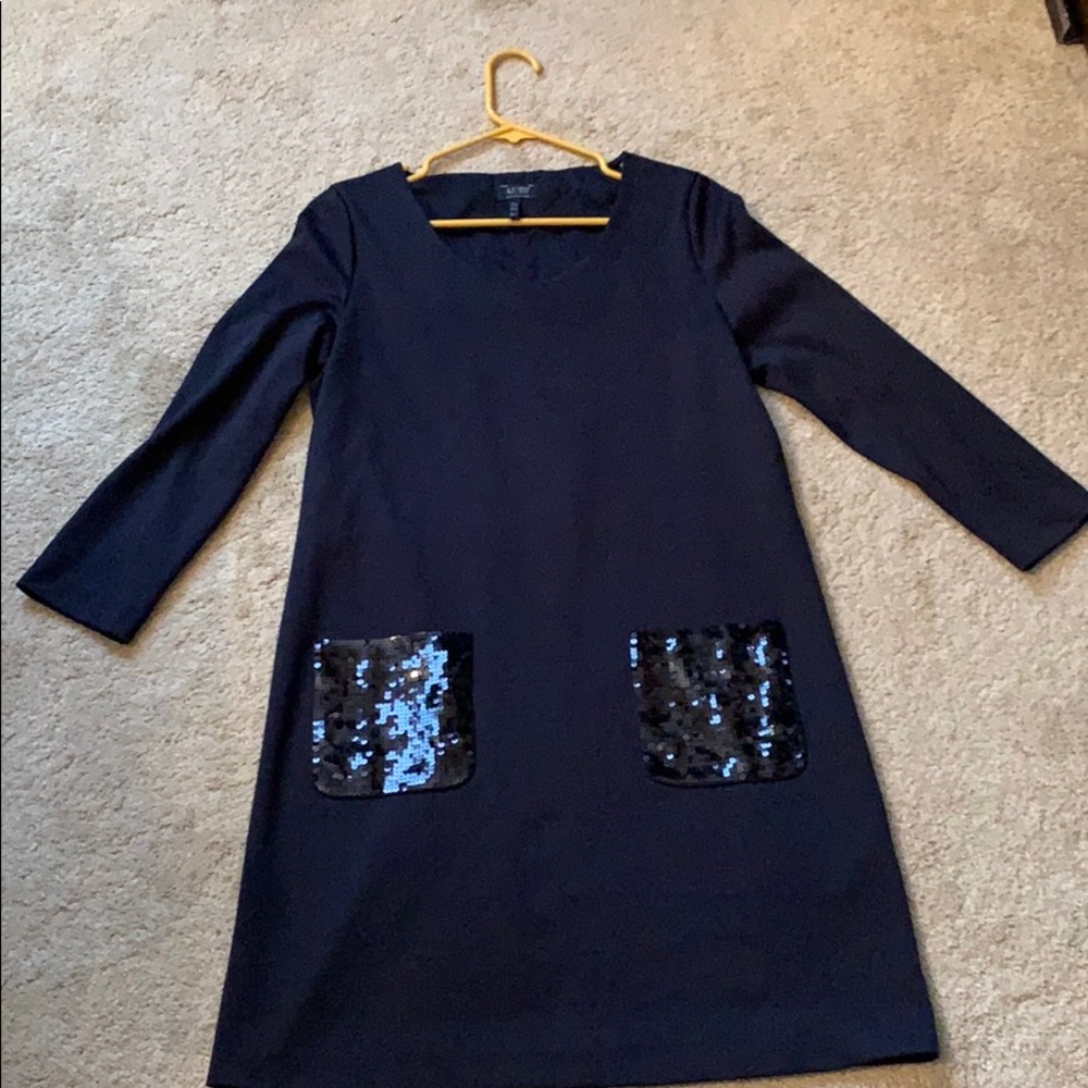 Women’s dress